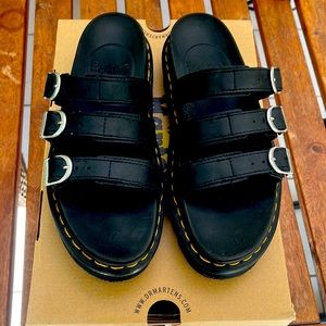 Dr Martens Blaire Slide-hydro leather 8